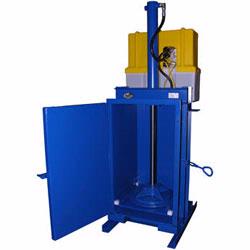 Capable of crushing used or broken drums with a Drum Crusher.